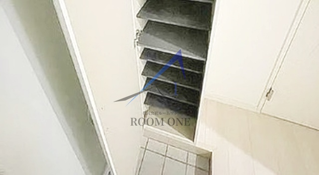 玄関　玄関です。