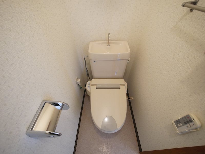 トイレ　ウォシュレット