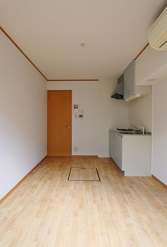 居室・リビング　家具の配置に困りませんね