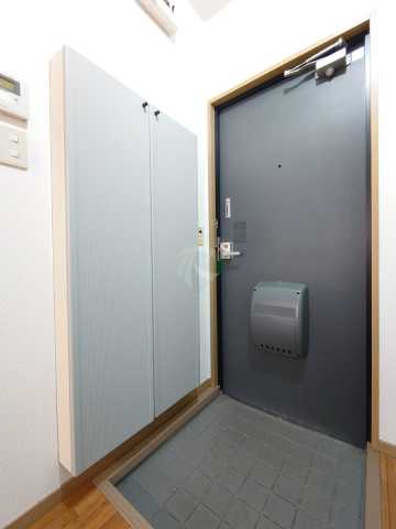 玄関　リバティ・エル