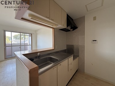 キッチン　カウンターキッチン・作業スペースも豊富なキッチン♪