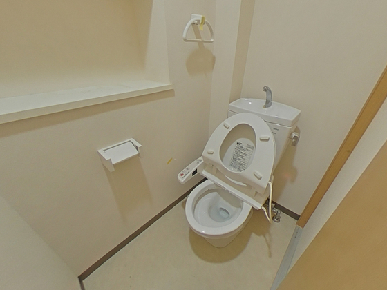 トイレ　※別部屋の写真です