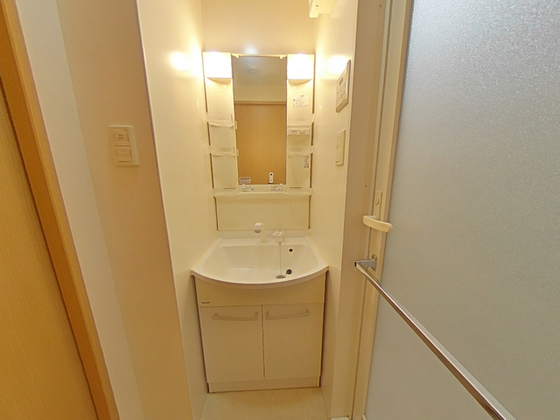 洗面設備　※別部屋の写真です