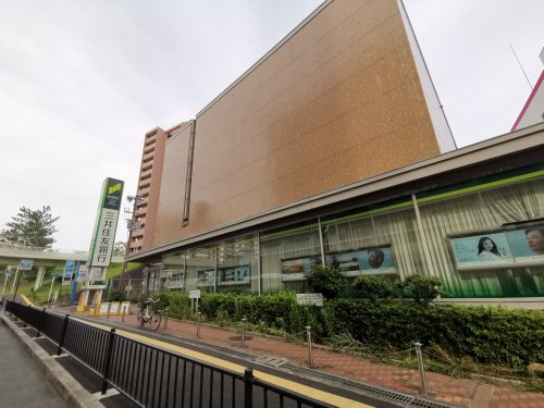 銀行　三井住友銀行泉北とが支店（銀行）まで476m