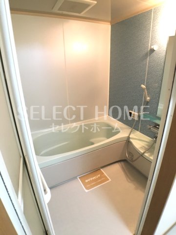 バス・シャワールーム　落ち着いた空間のお風呂です 同型タイプ