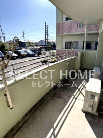 バルコニー　お洗濯にも便利なバルコニー付き 同型タイプ