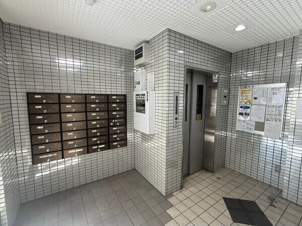 その他　エレベーター