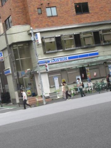 コンビニ　ローソン　新宿水道町店（コンビニ）まで510m