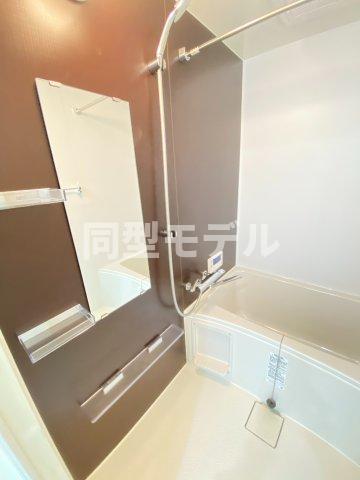 バス・シャワールーム　※同型モデル