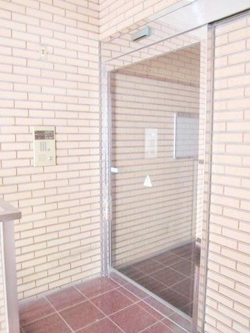 セキュリティ　オートロック付き