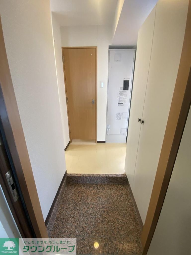 玄関　キッチン