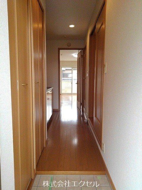 玄関　シューズボックス完備です。