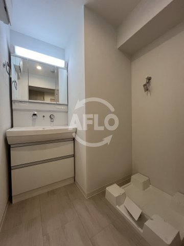 洗面設備　リュエルうめきた　脱衣所