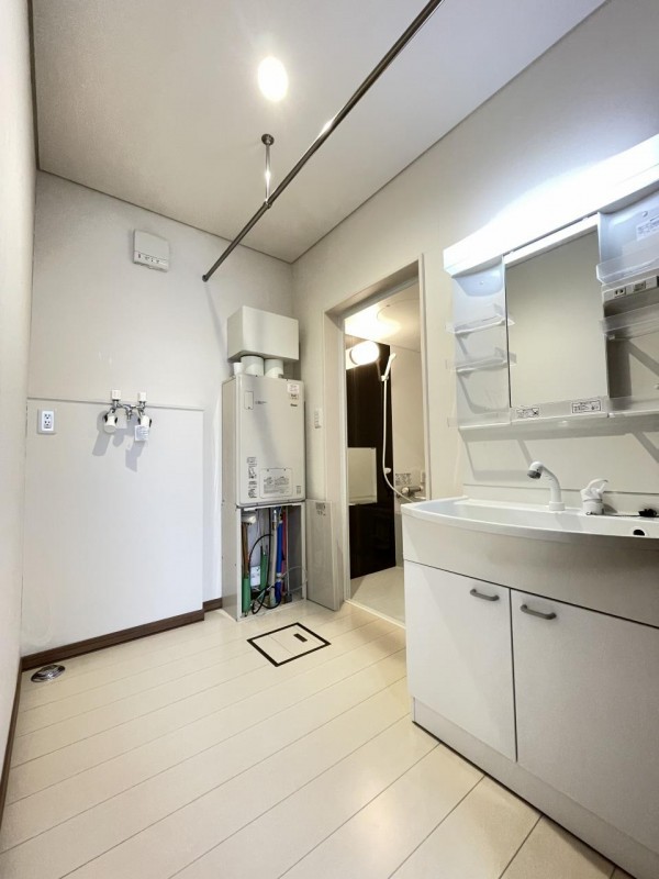 洗面設備　洗面・脱衣