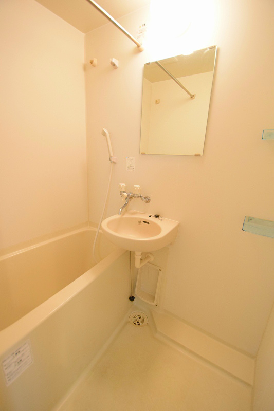 バス・シャワールーム　浴室