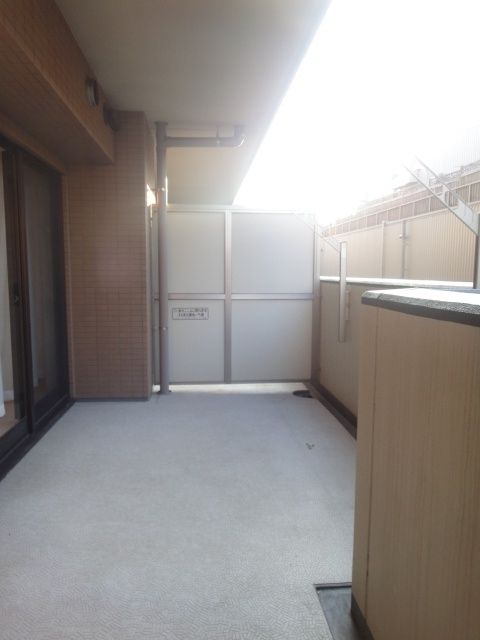 バルコニー　バルコニー