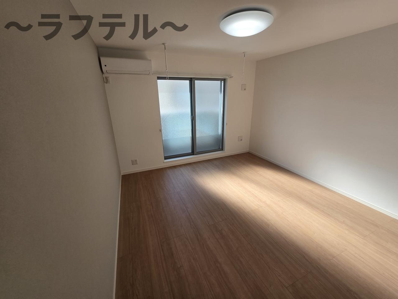 居室・リビング　同メーカー施工　別部屋イメージ写真