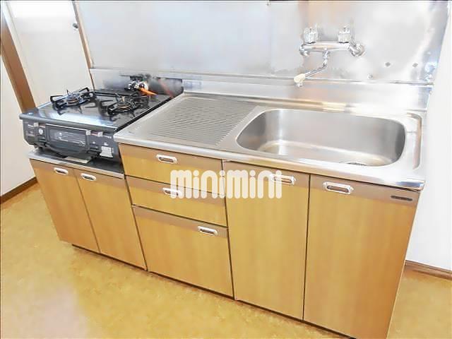 キッチン　写真は３０２のものです。