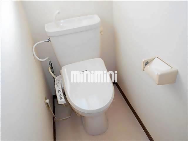 トイレ　写真は３０２のものです。