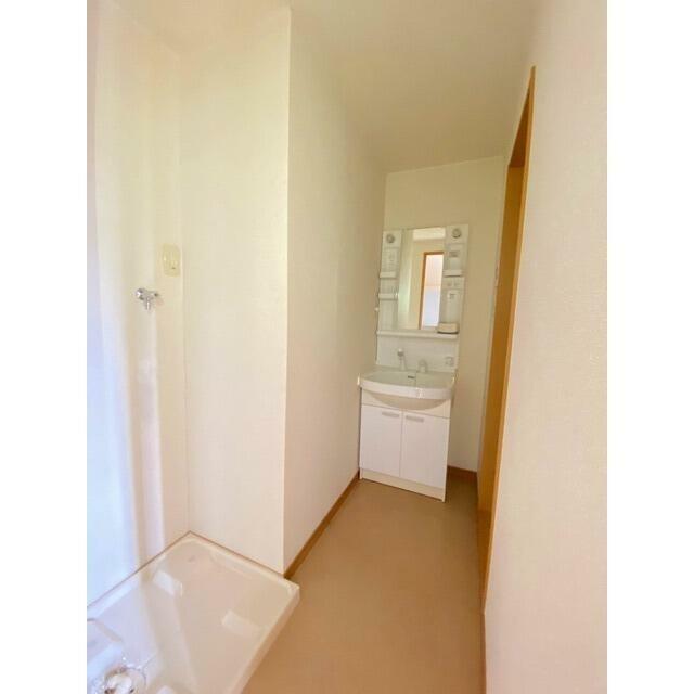 洗面設備　※他のお部屋の参考写真です