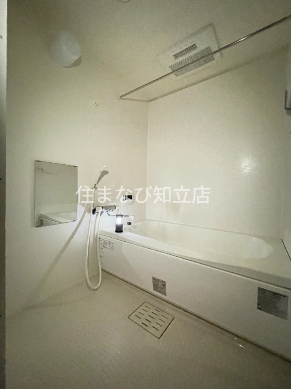 バス・シャワールーム　同型別部屋写真