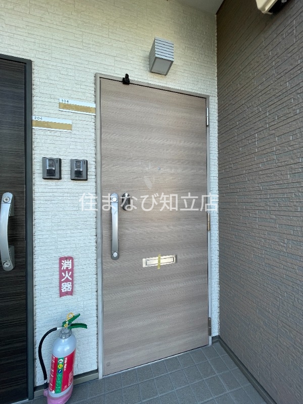 玄関　同型別部屋写真