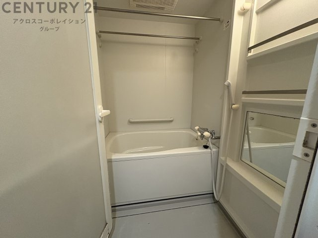 バス・シャワールーム　シンプルな浴室です！