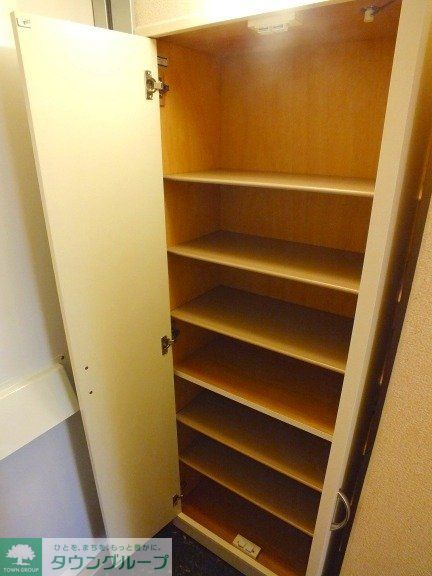 玄関　1Fフローリング