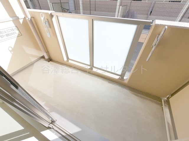 バルコニー　物干し掛け付