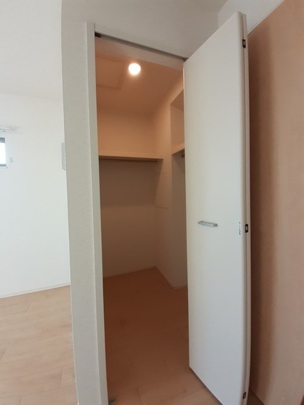 収納　図面と現状に相違がある場合には現状を優先