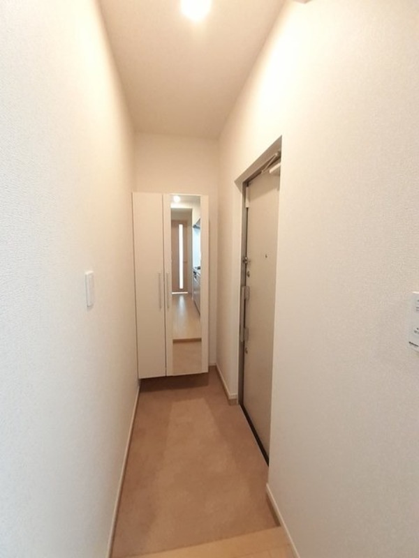 玄関　図面と現状に相違がある場合には現状を優先