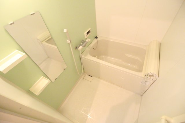 バス・シャワールーム　風呂