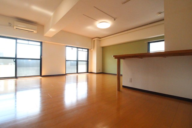 居室・リビング　洋室