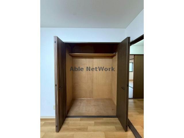 収納　※同型タイプです。（C102）