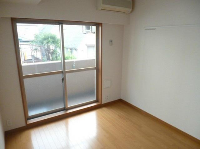 居室・リビング　同仕様写真