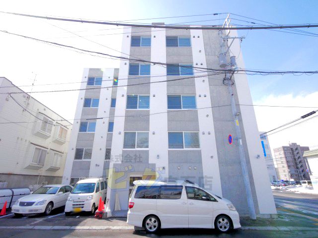 建物外観　都市ガス・ネット無料採用のマンション募集開始です♪