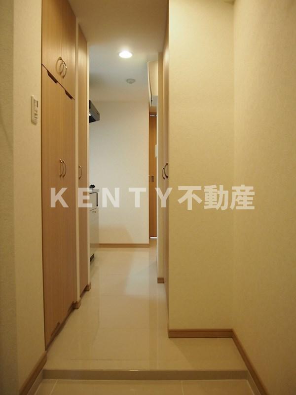 玄関　収納もある玄関です