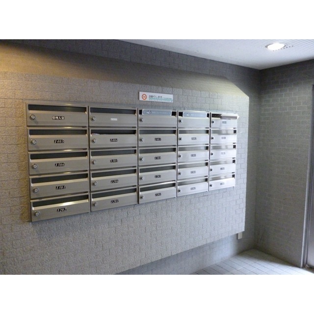 ロビー　集合ポスト