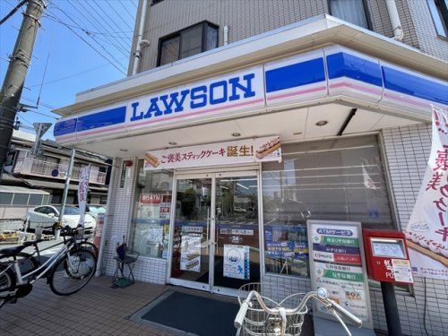コンビニ　ローソン 川口西青木店（コンビニ）まで190m