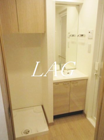 洗面設備　独立洗面台です。