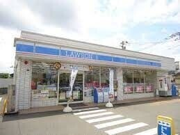 コンビニ　ローソンさいたま八王子3丁目店（コンビニ）まで454m