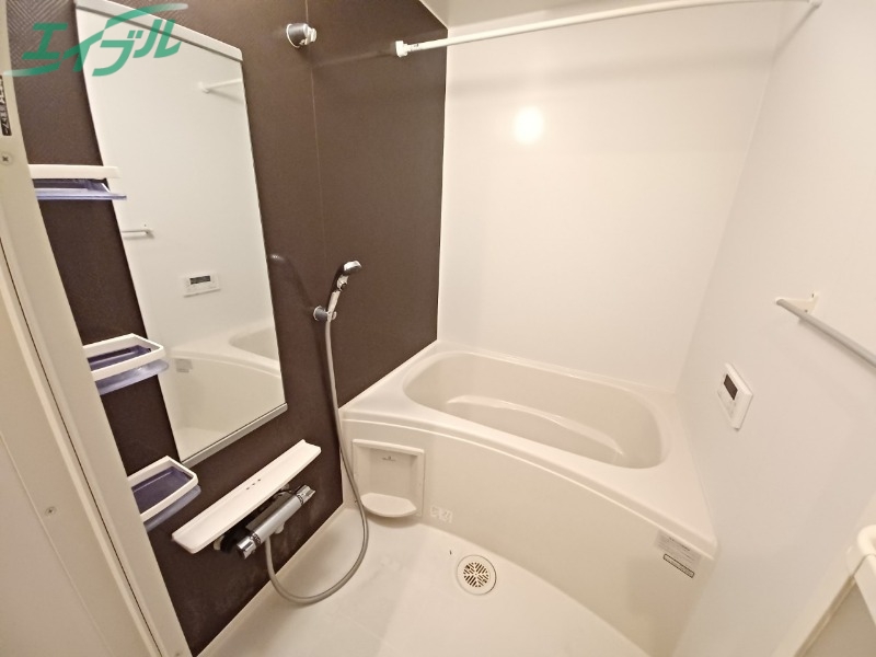 バス・シャワールーム　別部屋参考写真