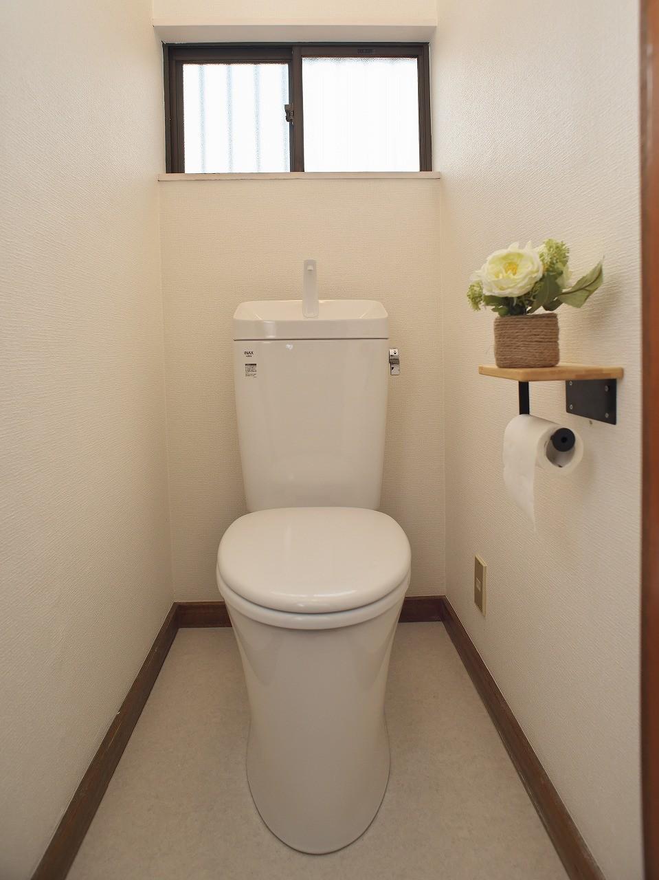 トイレ　１・２階ともトイレは新品！気持ちよく過ごせます。