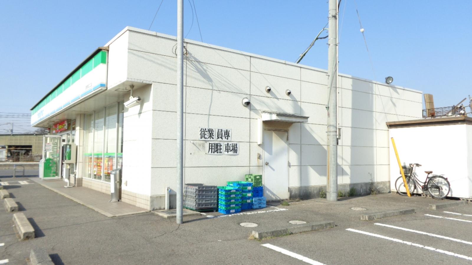 コンビニ　ファミリーマート倉敷南広江店（コンビニ）まで440m