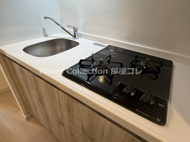 キッチン　※同物件他部屋写真 反転、色違いの場合有 現況優先