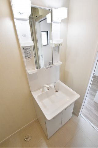 洗面設備　同物件、類似間取りのイメージ写真です