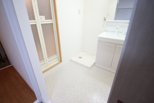 バス・シャワールーム　別室の参考写真です。※現況優先