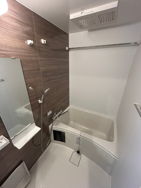 バス・シャワールーム　反転タイプです