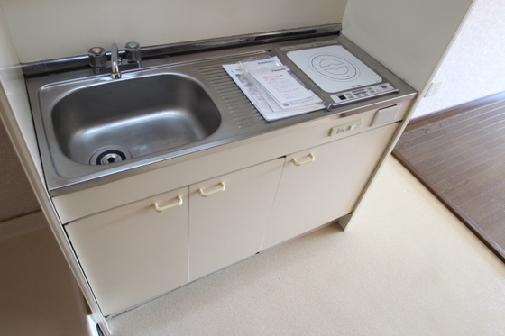 キッチン　※別部屋の写真です。