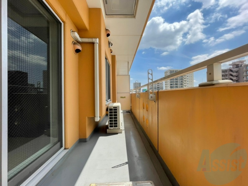 バルコニー　バルコニーです。天気の良い日には外干しができます！